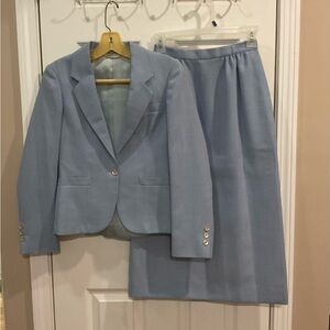 Gorgeous new 2 p suit blazer coat & skirt pockets 4